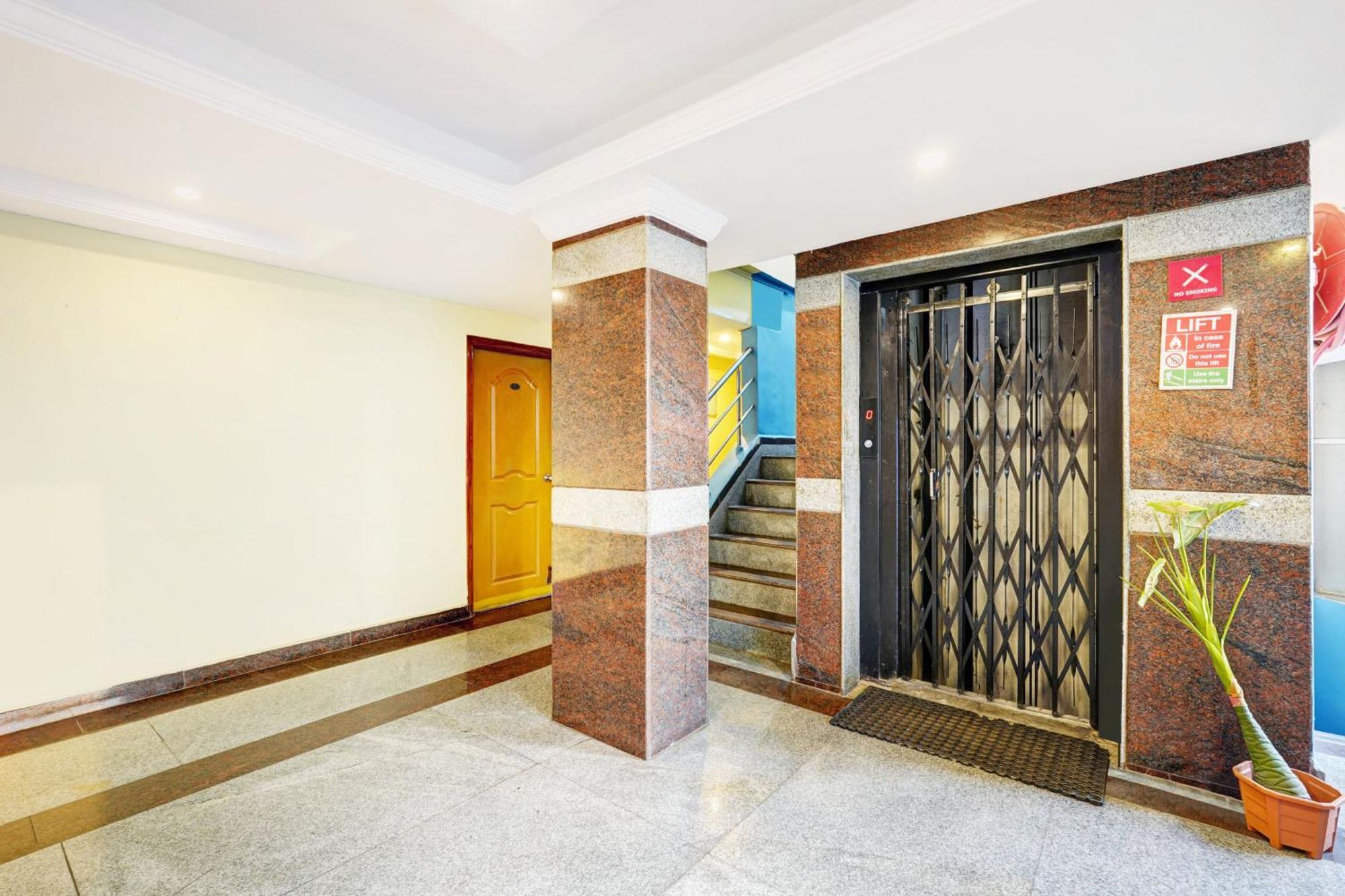 טירופאטי Super Hotel O Padmavathi Puram Near Railway Station מראה חיצוני תמונה